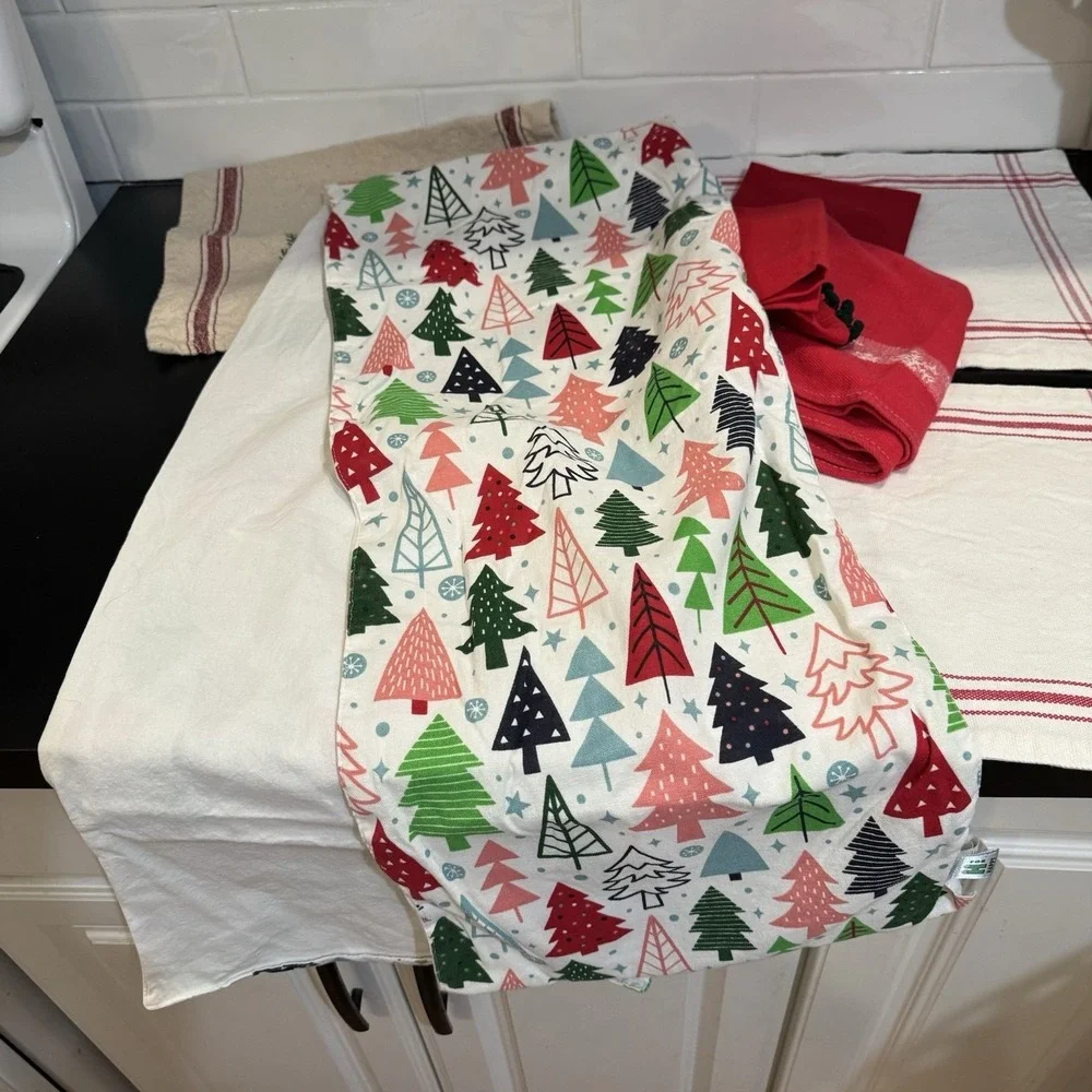 Lot of‎ 7 Kitchen Tea Towels Runner Hand Towel Place Mat CHRISTMAS Holiday